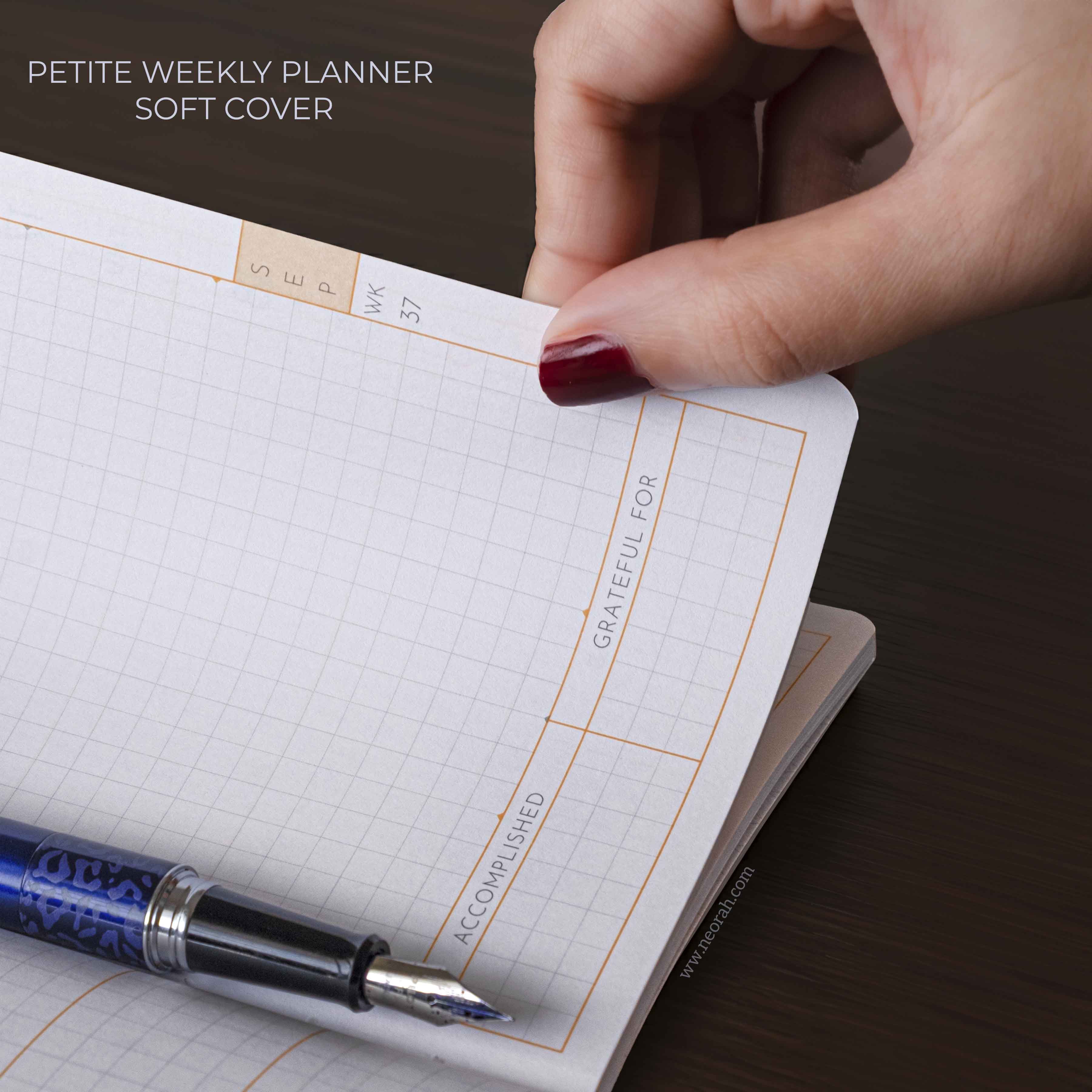 PETITE - 2026 - WEEKLY PLANNER  - 176 PAGES - SOFT COVER - Image 19