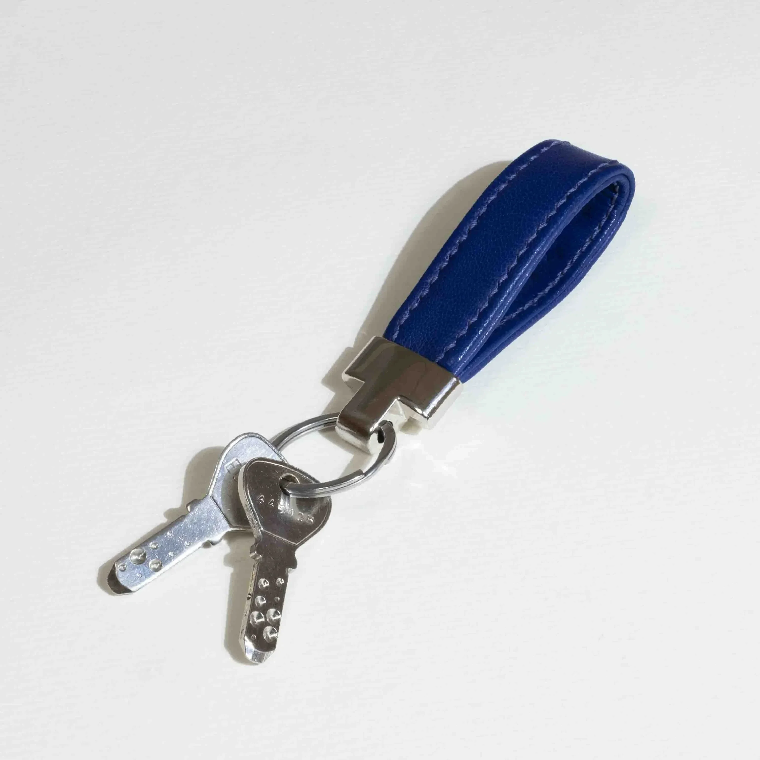 GOAT LEATHER - METAL KEYCHAIN - Image 3