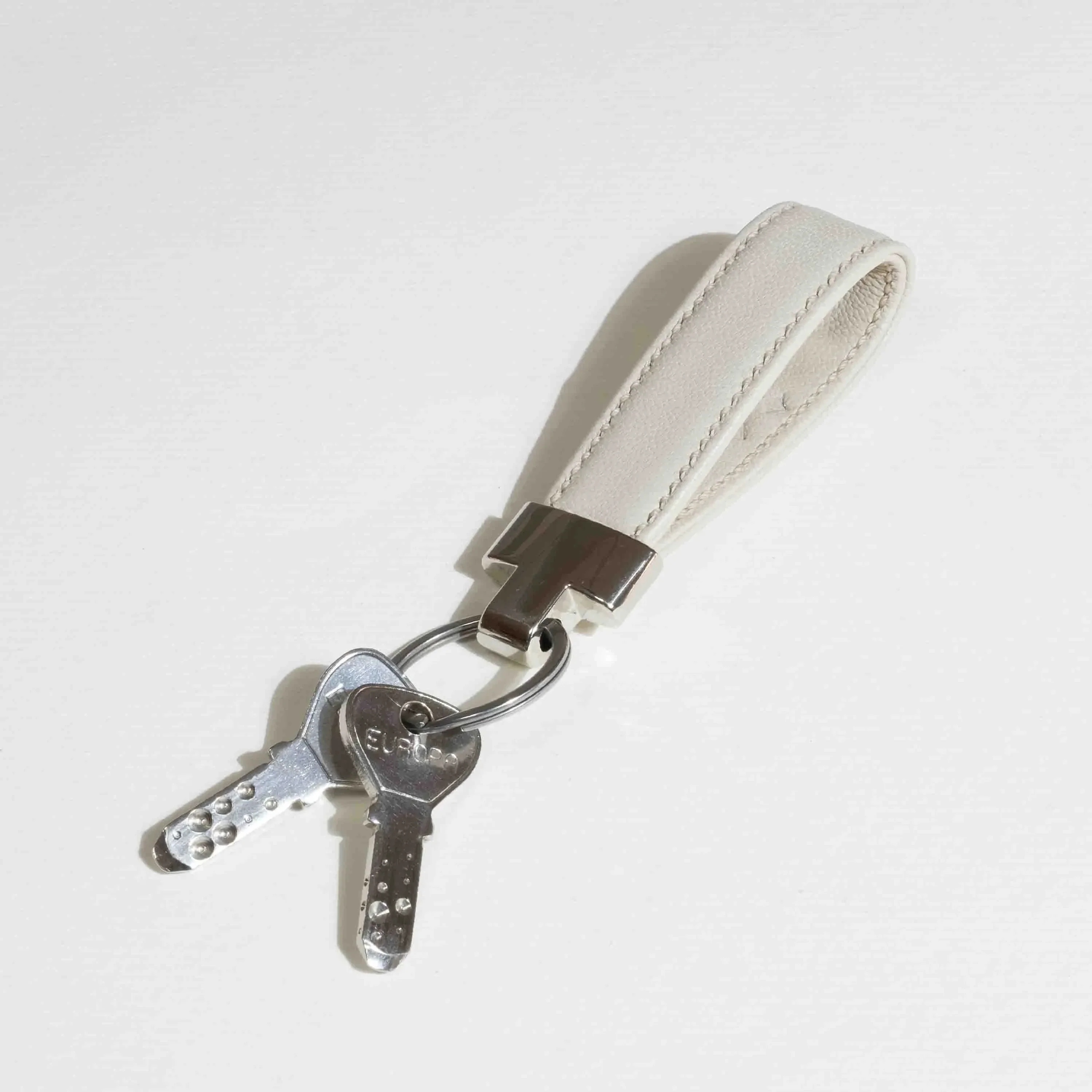 GOAT LEATHER - METAL KEYCHAIN - Image 4