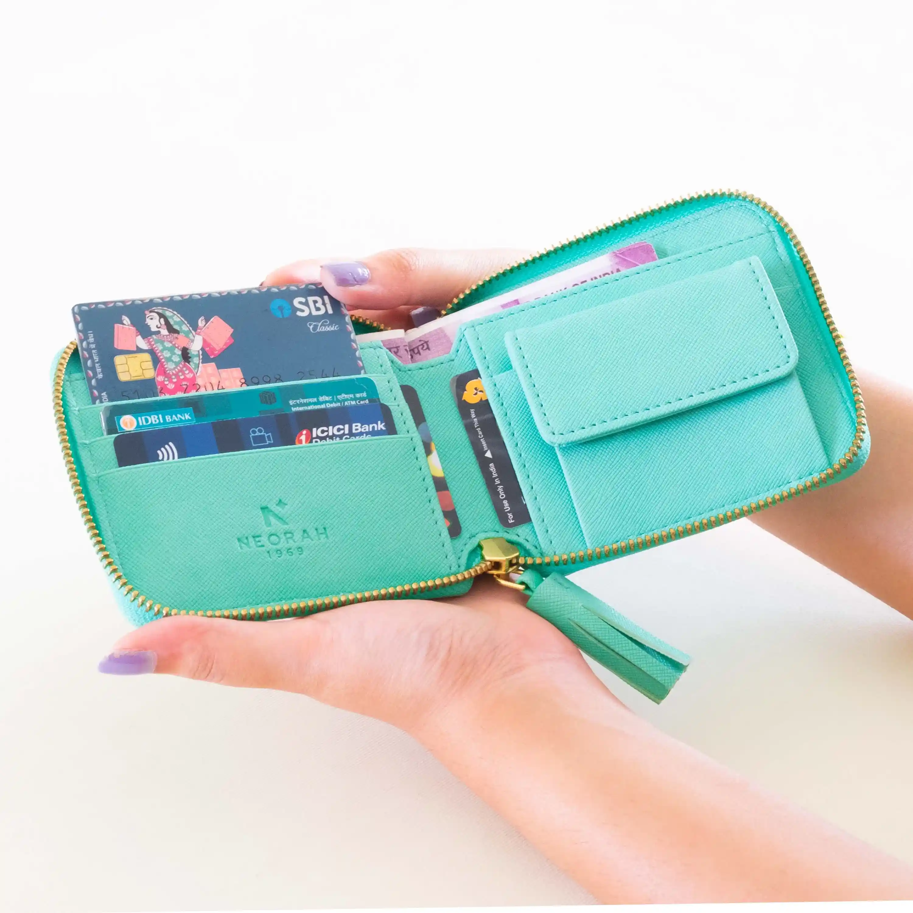 SVELTE – ZIPPER CARD & COIN POCKET WALLET - Image 30