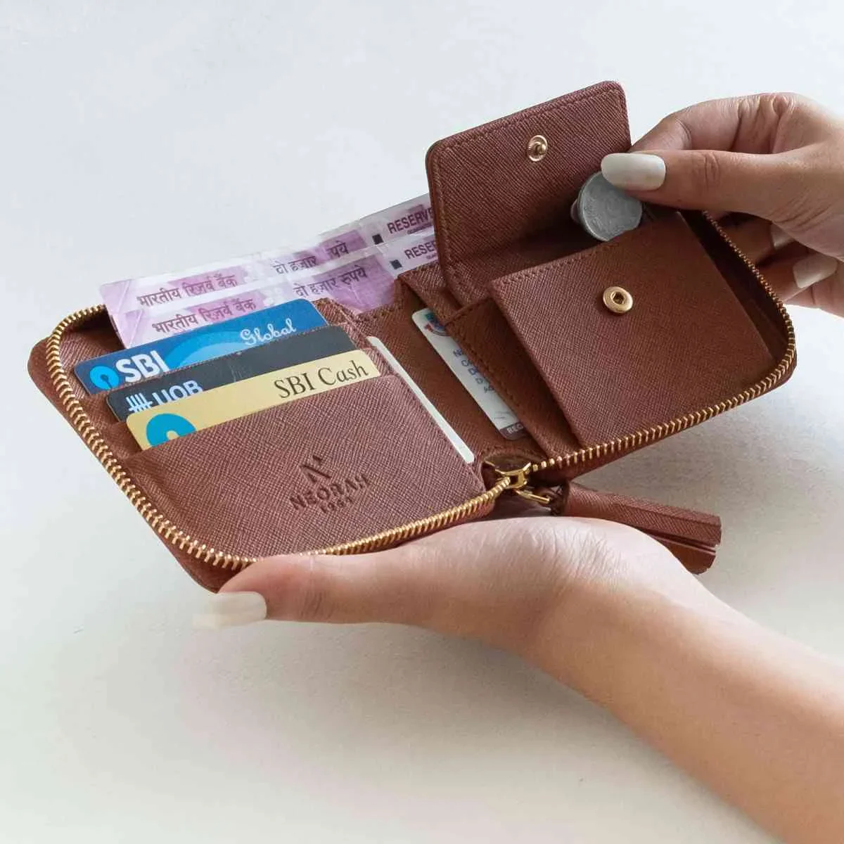 SVELTE – ZIPPER CARD & COIN POCKET WALLET - Image 83