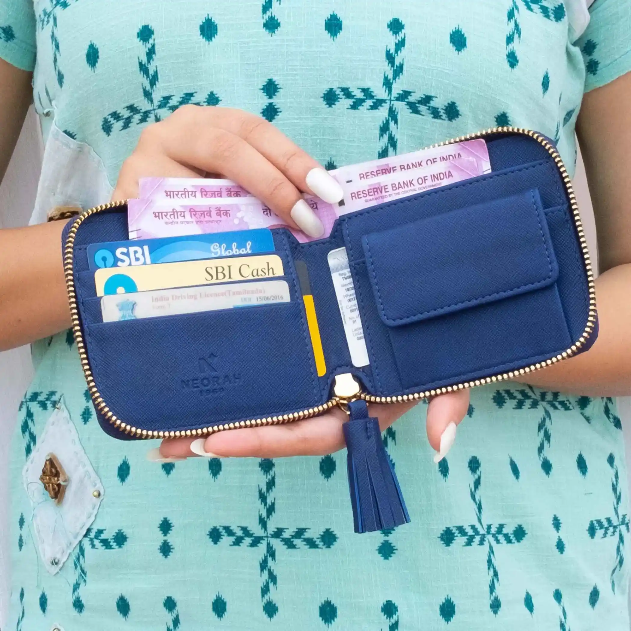 SVELTE – ZIPPER CARD & COIN POCKET WALLET - Image 91