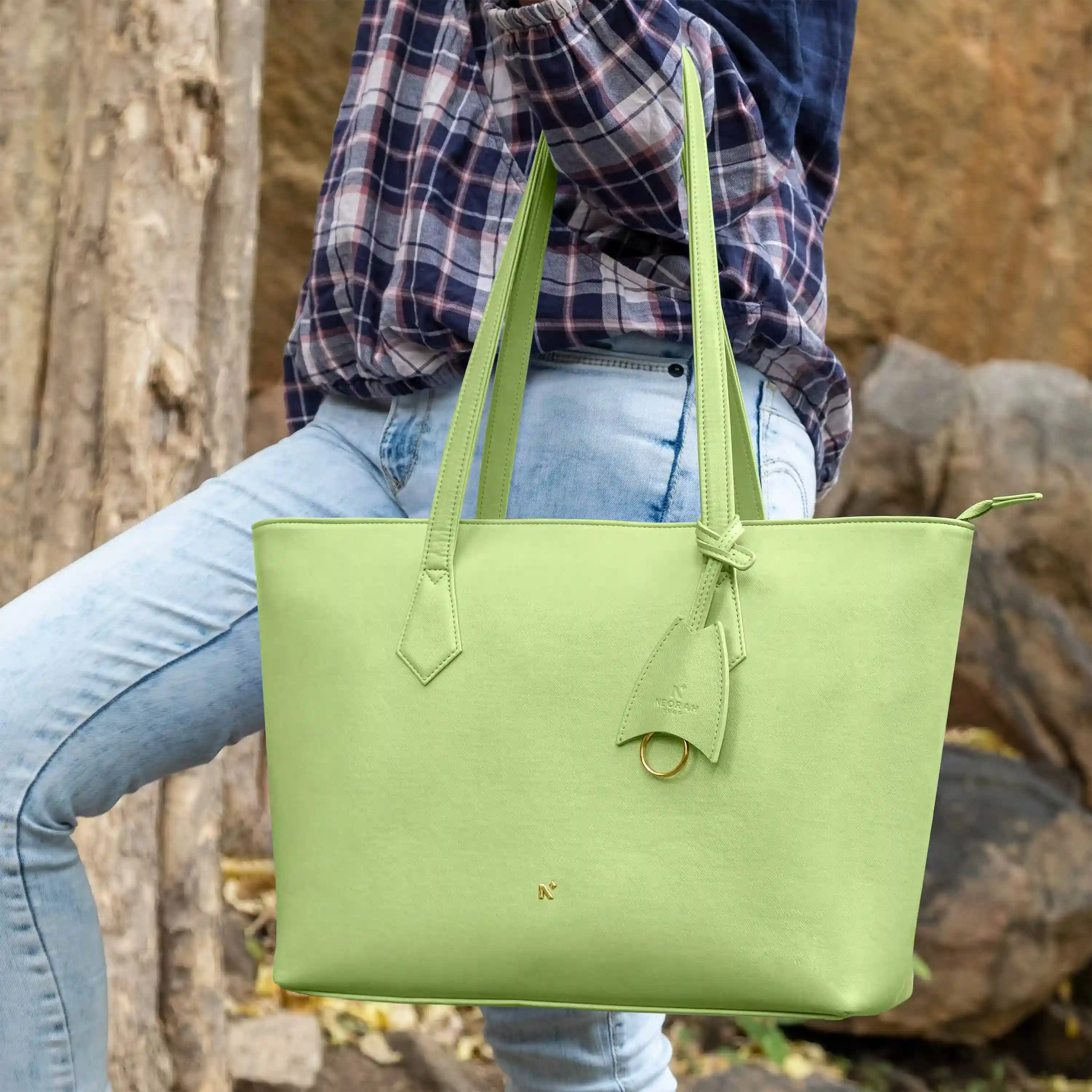 CLASSIC TOTE BAG - Image 81