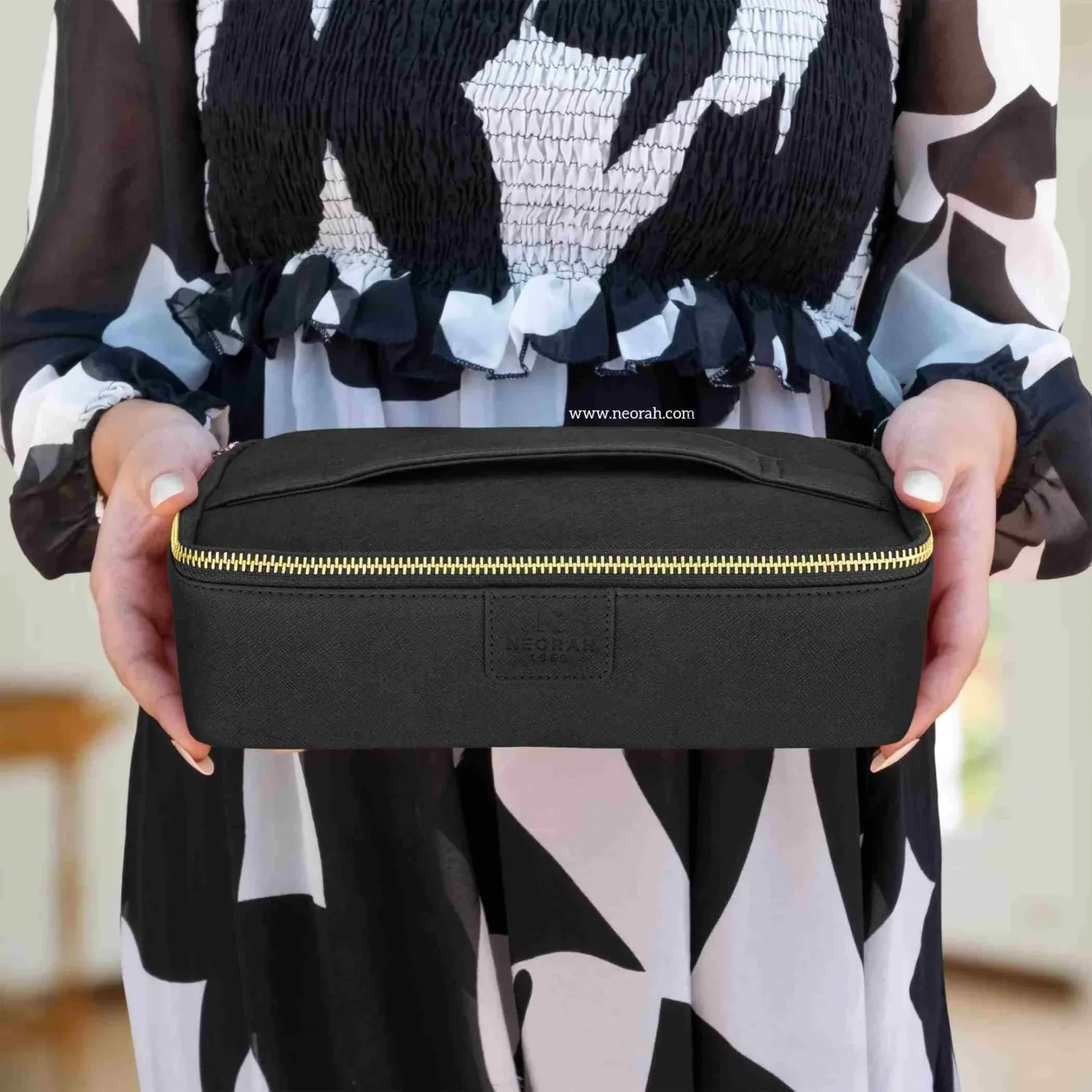 TRAVEL ORGANISER POUCH - Image 15