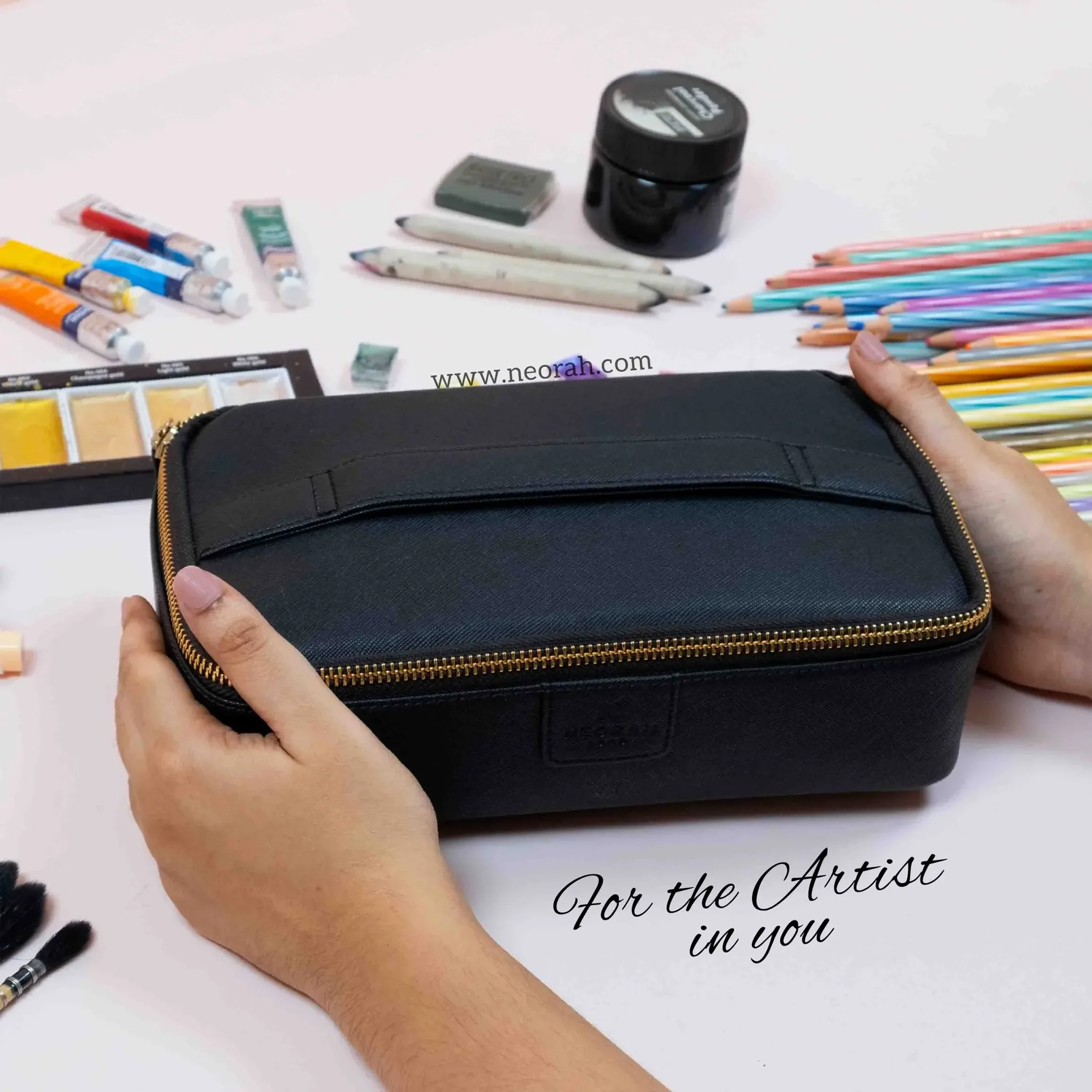 TRAVEL ORGANISER POUCH - Image 19