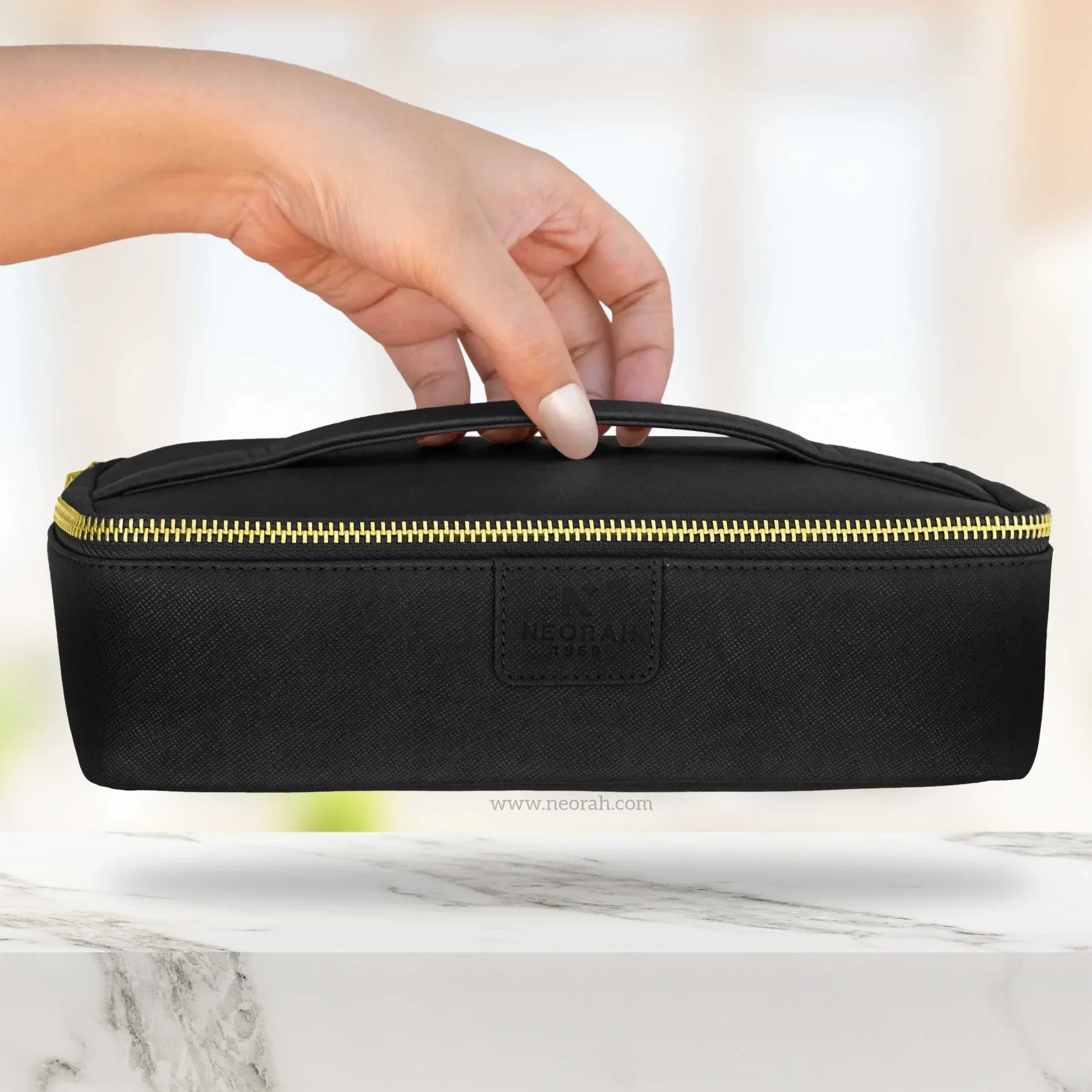 TRAVEL ORGANISER POUCH - Image 22