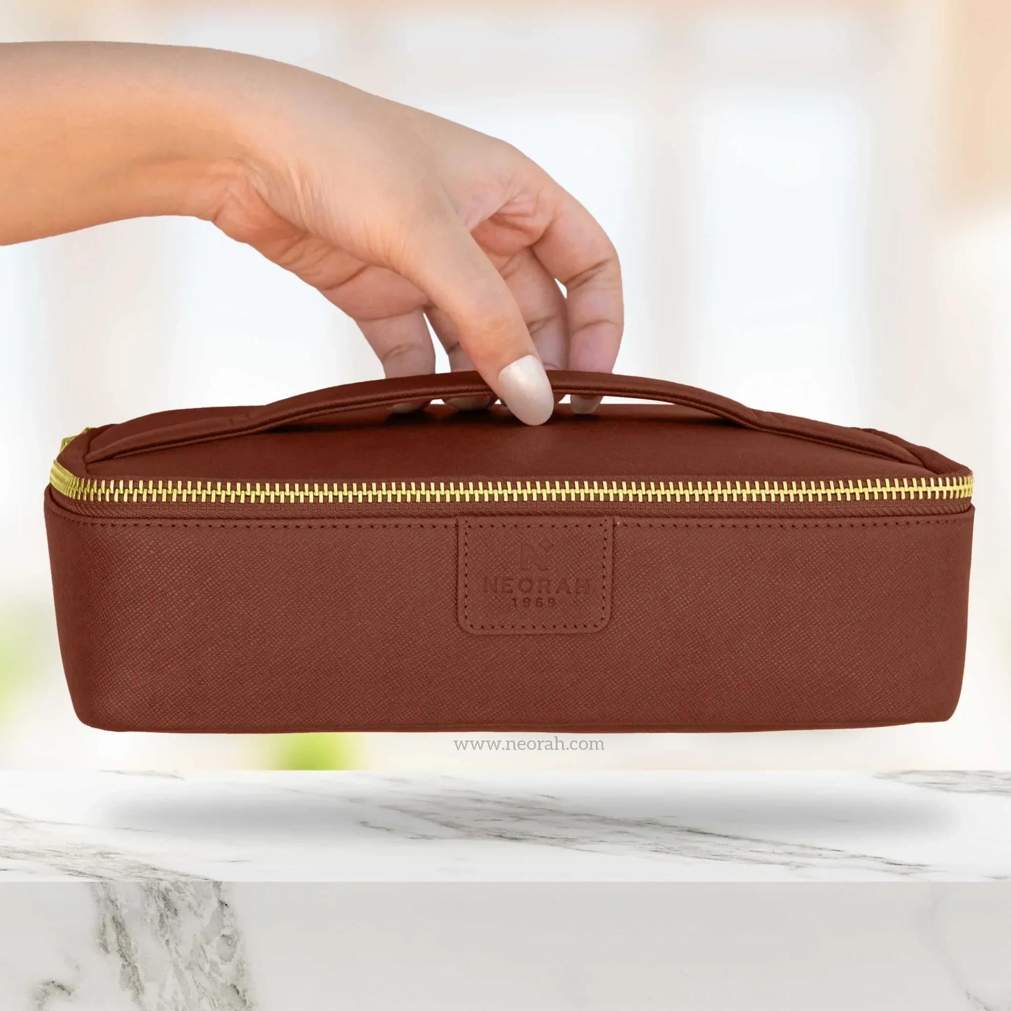 TRAVEL ORGANISER POUCH - Image 38