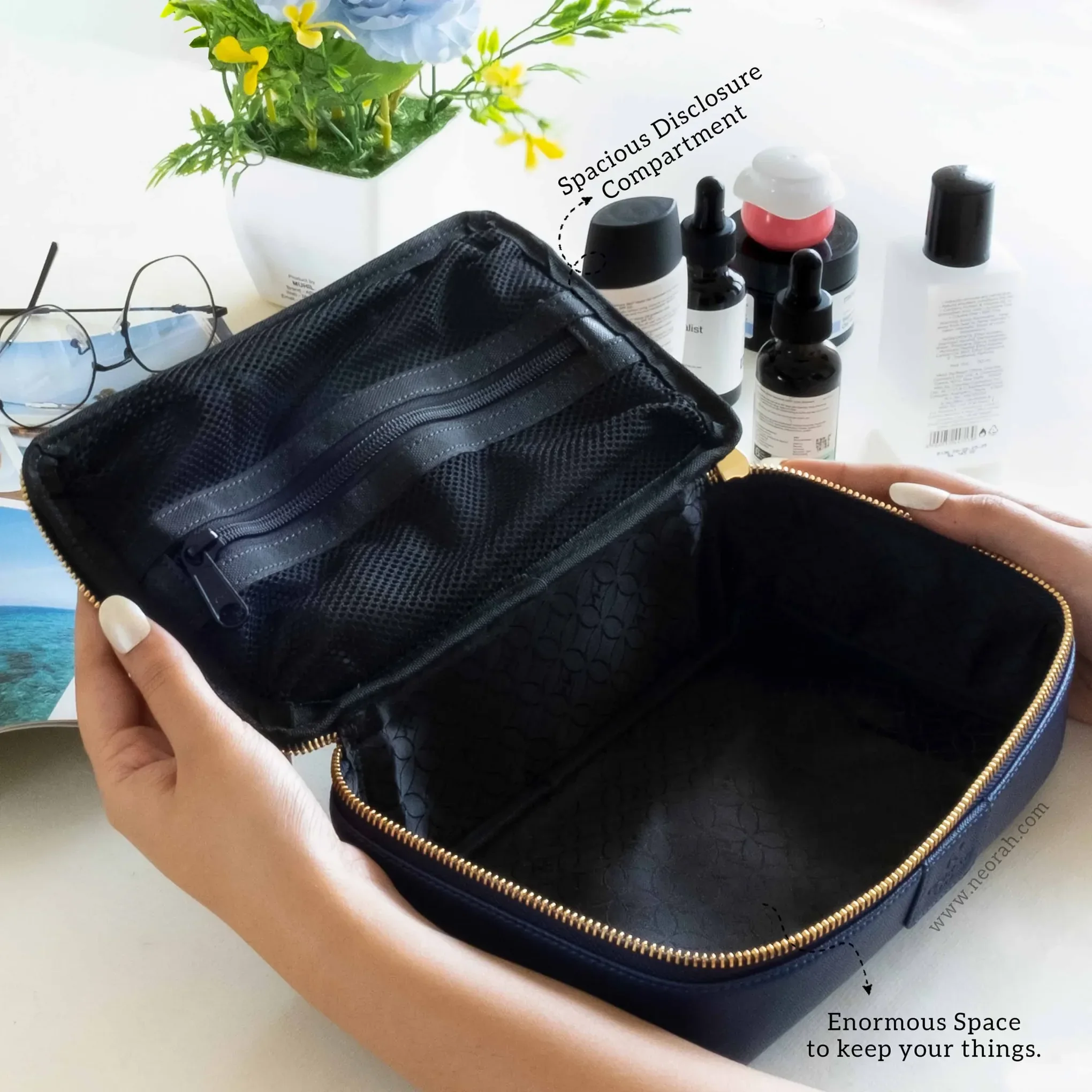 TRAVEL ORGANISER POUCH - Image 5